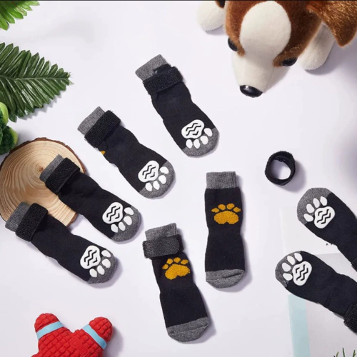 Knit Dog Socks with Grips for Wholesale