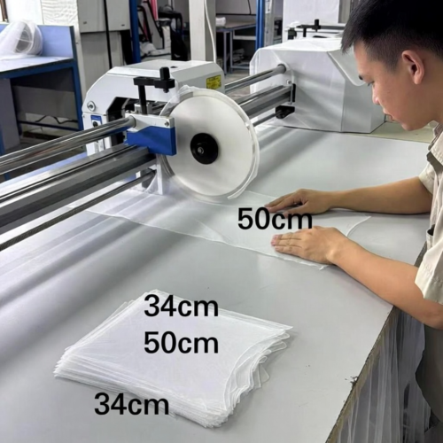 Lace-Trimmed Dog Wedding Veil for Wholesale