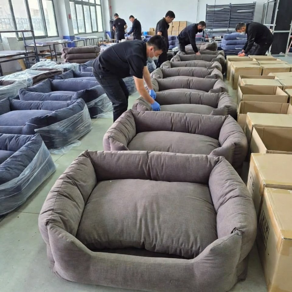 Plush Best Dog Beds for Large Dogs for Wholesale
