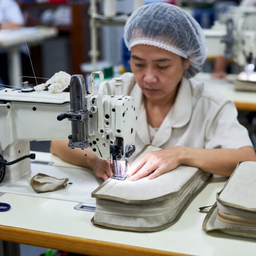 Thickened Enclosure Back Seat Dog Bed for Wholesale