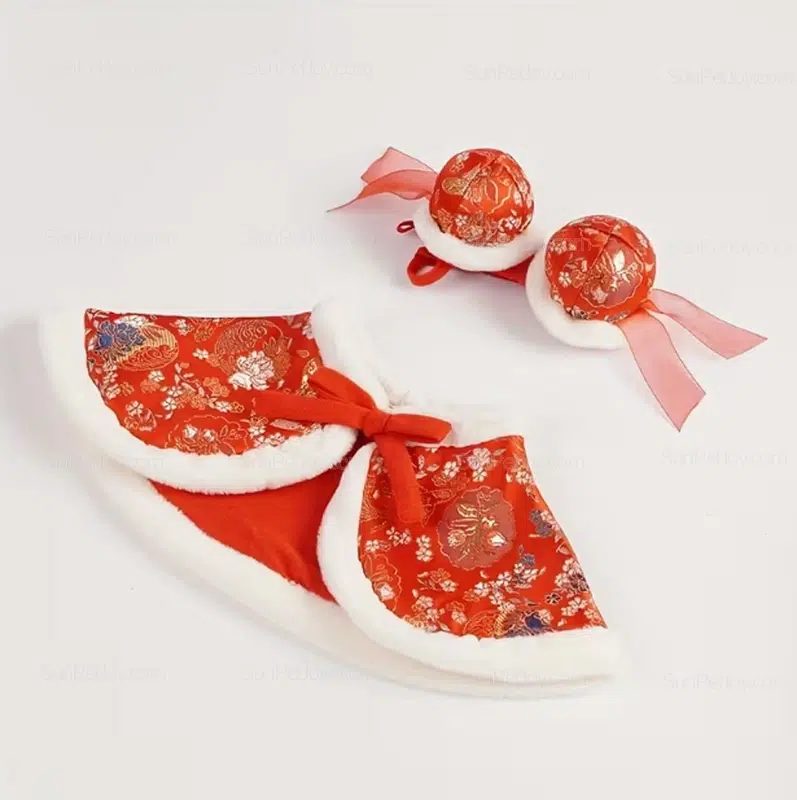 Wholesale Cat Winter Costume Set with Floral Plush Cape