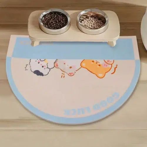 Wholesale Easy-Clean Pet Mat Semi-Circle Shape for Food Bowls